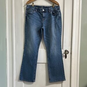 Mossimo Supply Co. Women's Curvy Fit Bootcut Jeans - Regular Wash